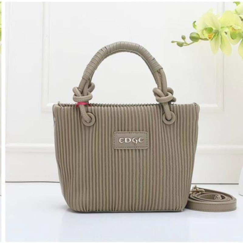 SLING WITH BUCKET STYLE